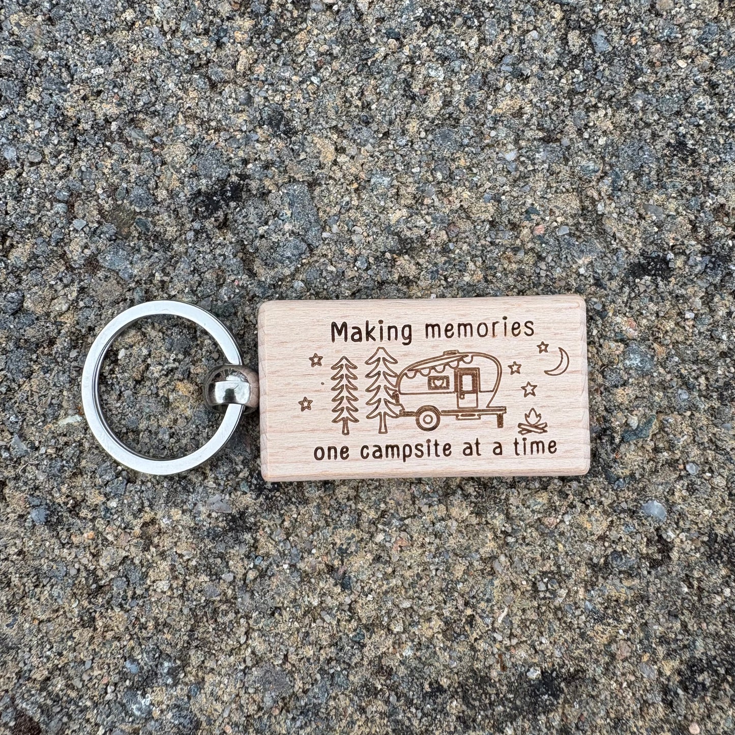 ‘Making memories' caravan wooden keyring