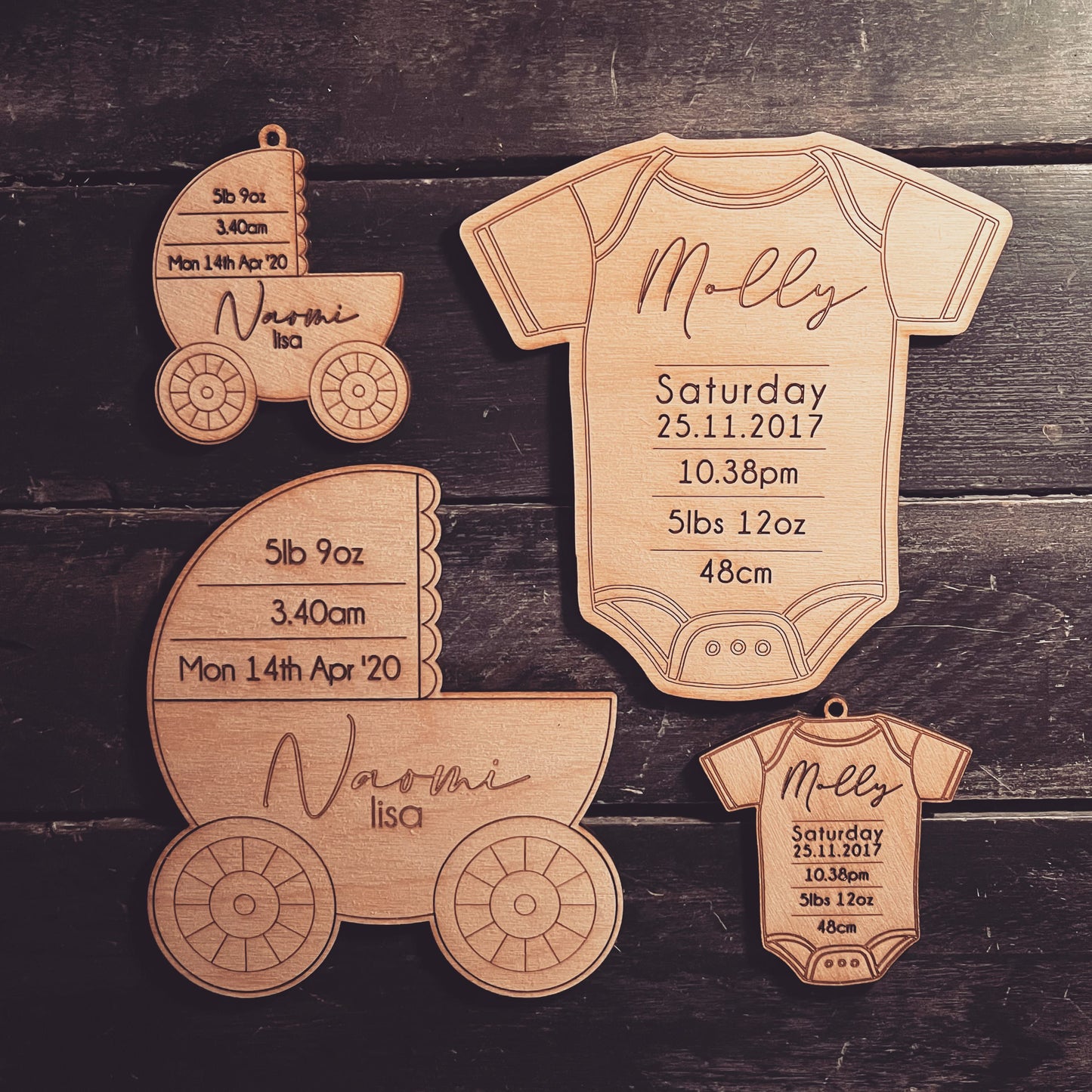 ❆ ‘Baby's details' keepsake / bauble