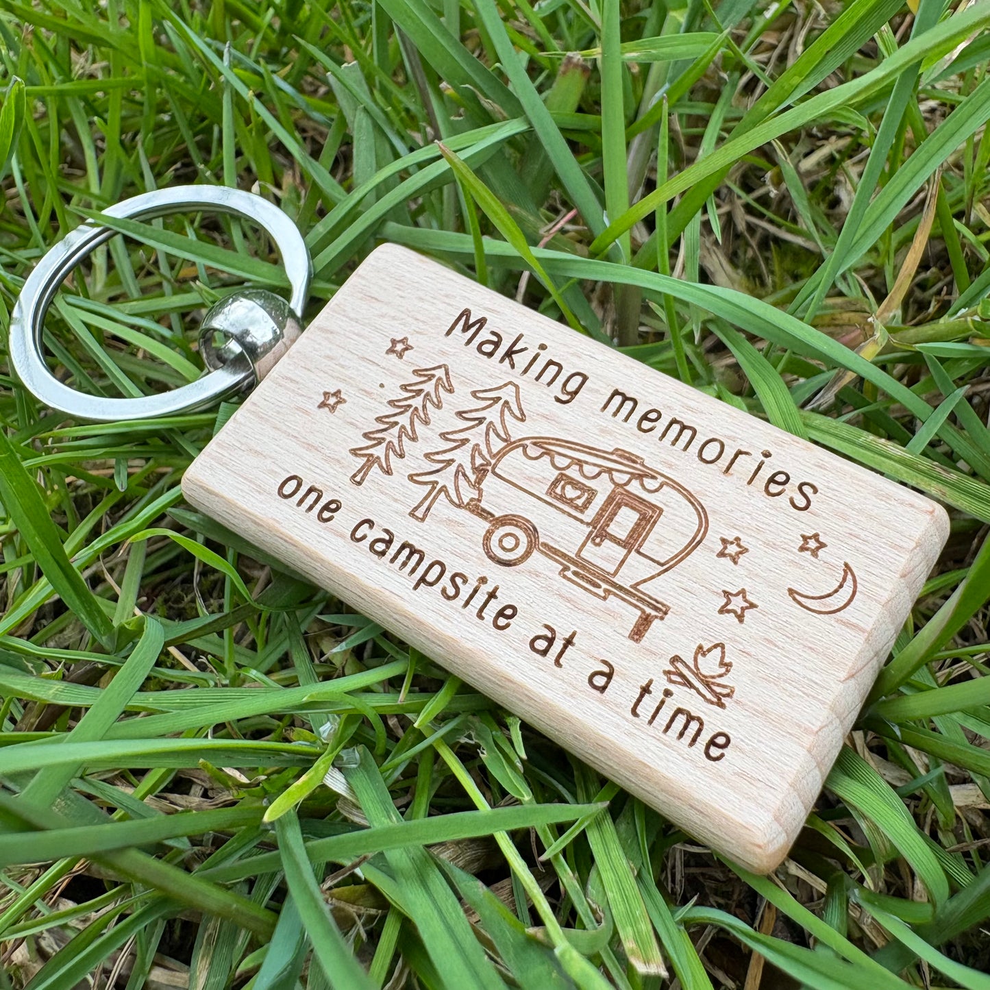‘Making memories' caravan wooden keyring