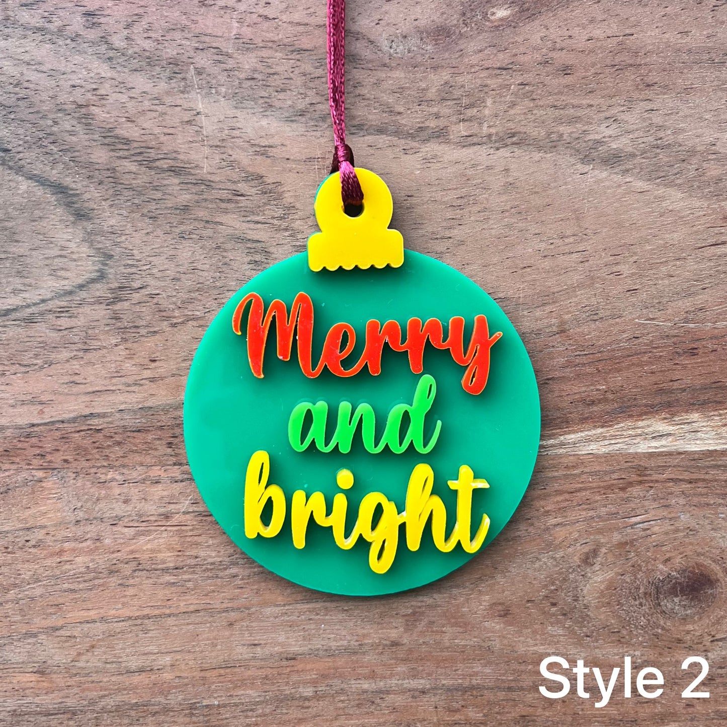 ❆ 'Merry and bright' traditional - acrylic Christmas bauble