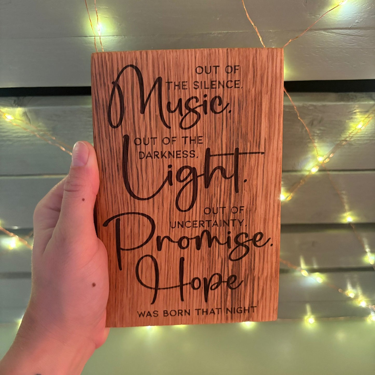 ❆'Hope was born that night' barrel plaque