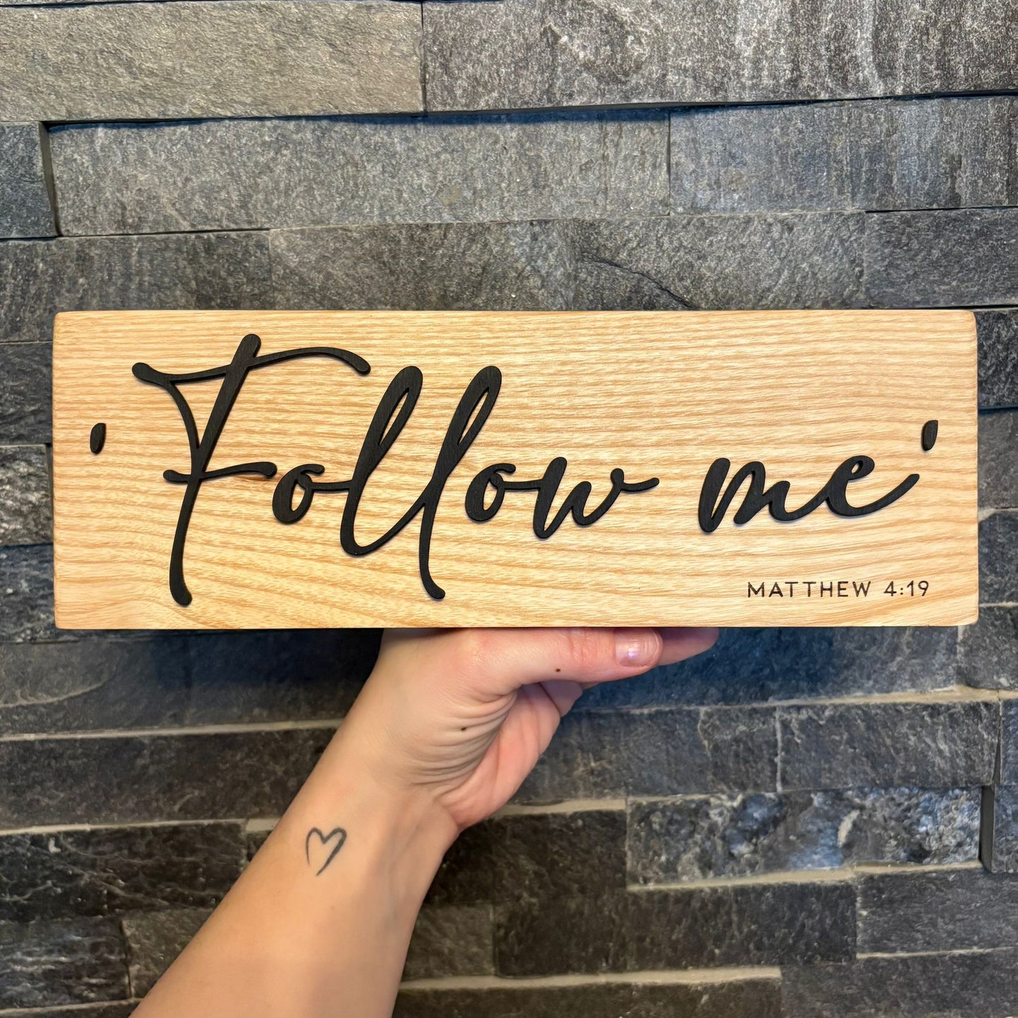 'Follow me' - decorative ash plaque