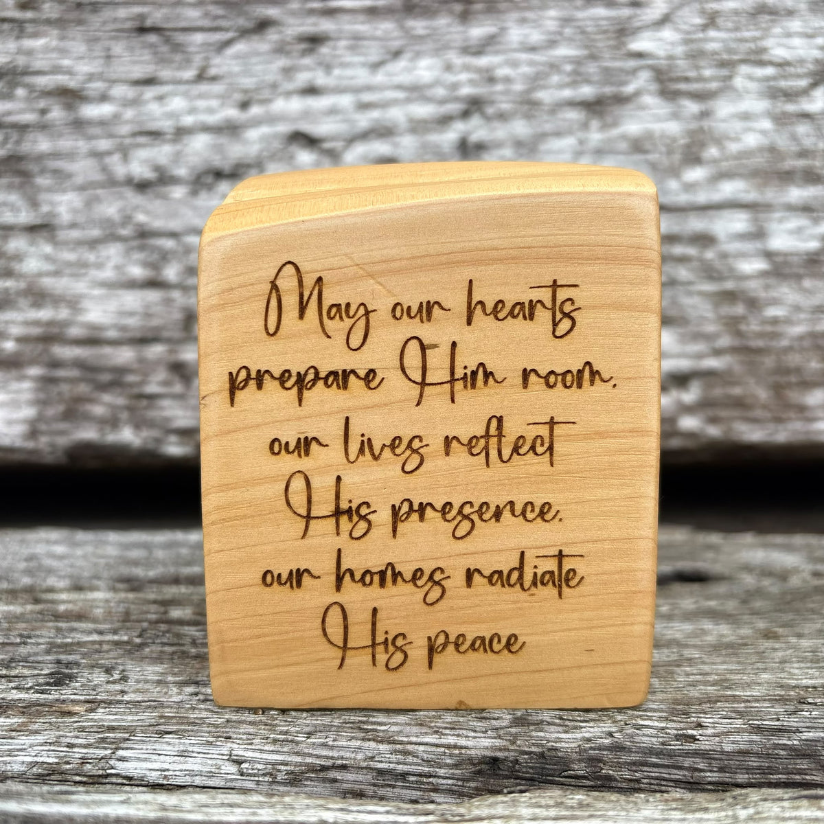 'May our hearts prepare Him room' cedar decorative plaque