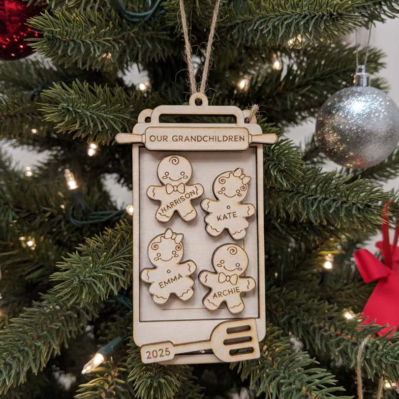 ❆ 'Gingerbread Family' - Personalised Christmas bauble